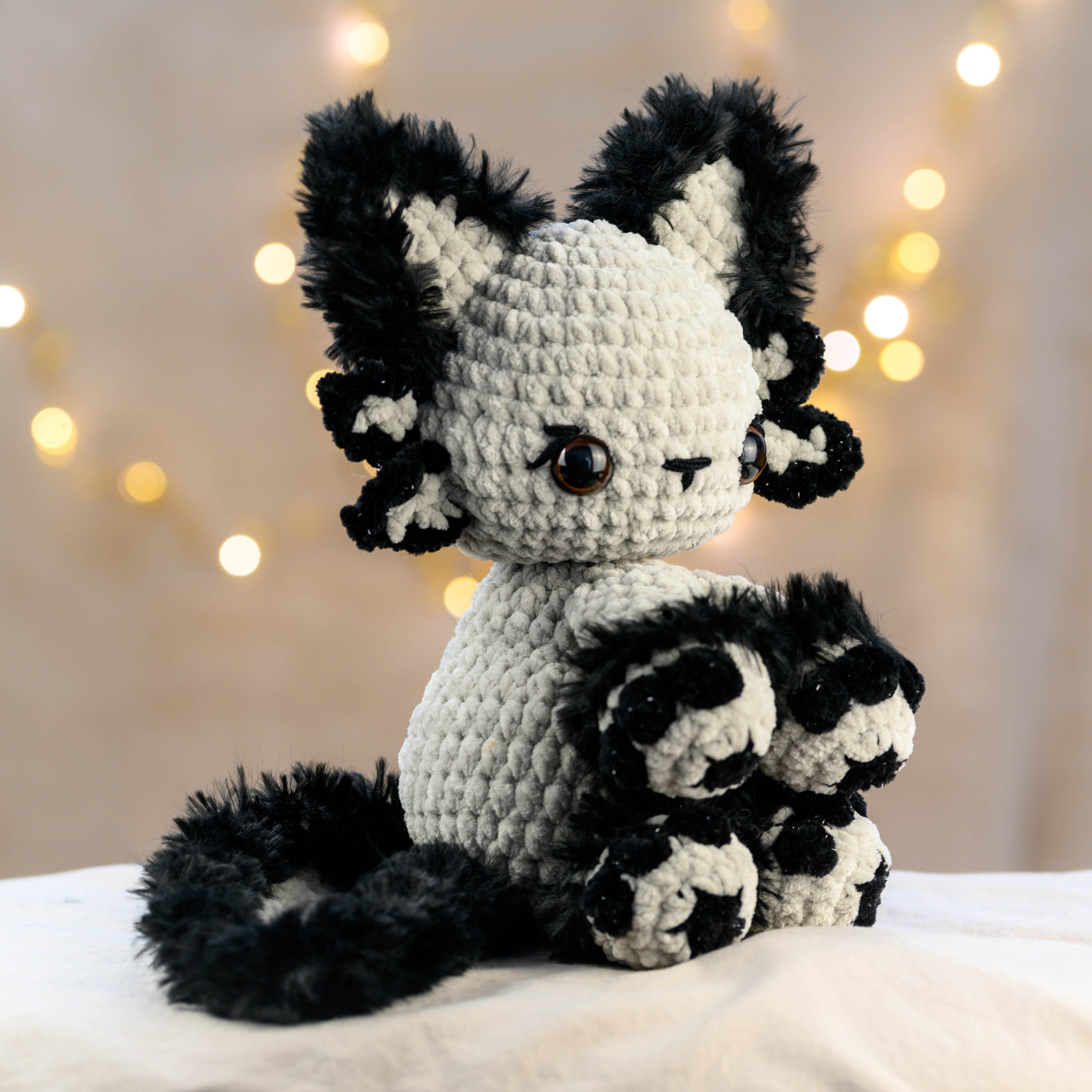 Emmi - die verschmuste Axolotl Kitty