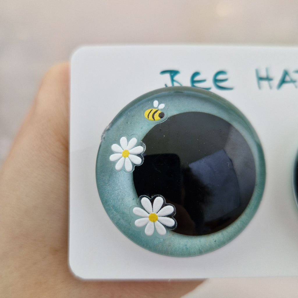 Bee Happy 35mm